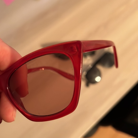 SUNGLASSES BUNDLE - Picture 4 of 4